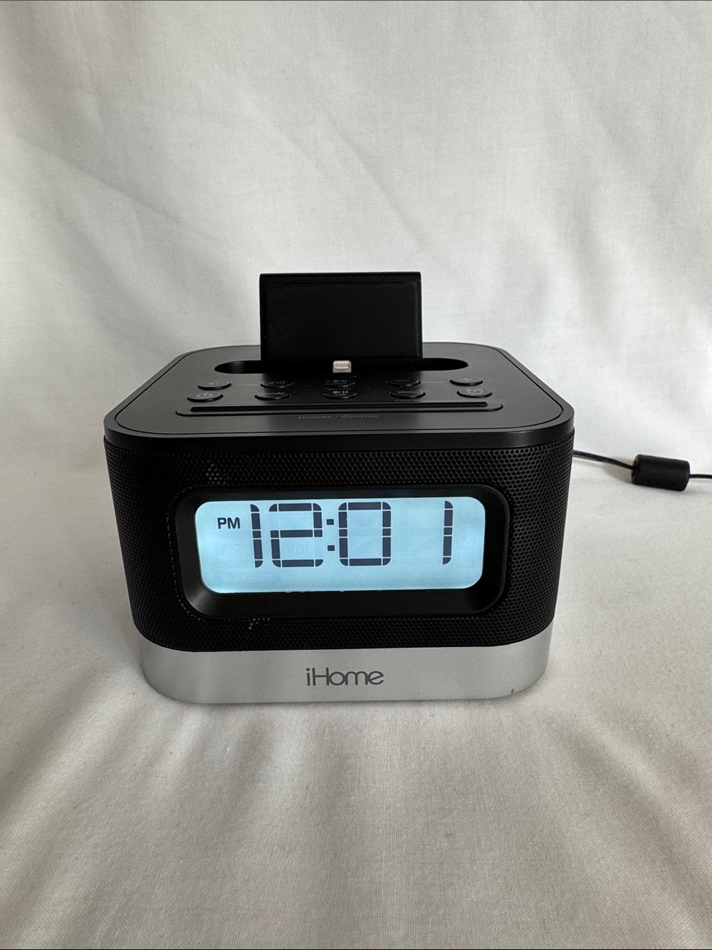 iHome iPL10 Lightning Dock Radio Alarm Clock with LCD Display